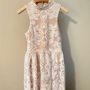 Elegant Lace Dress in Cream and White